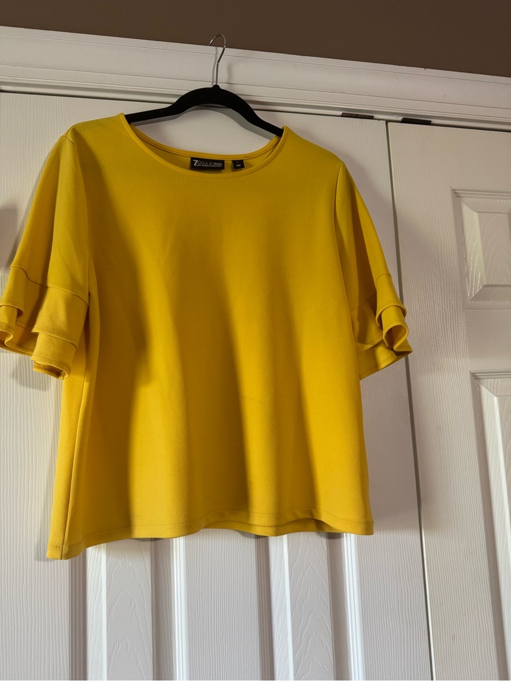 Zac & Rachel Women's Yellow Gold Ruffle-Sleeve Short Sleeve Top